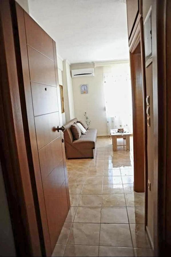 M&T Apartment Kavala Exteriör bild